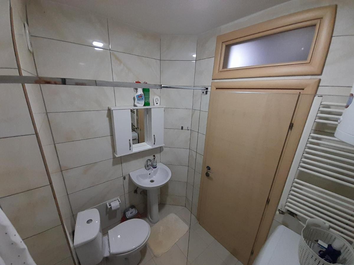 Gray Apartment 1 Prishtinë Ngoại thất bức ảnh